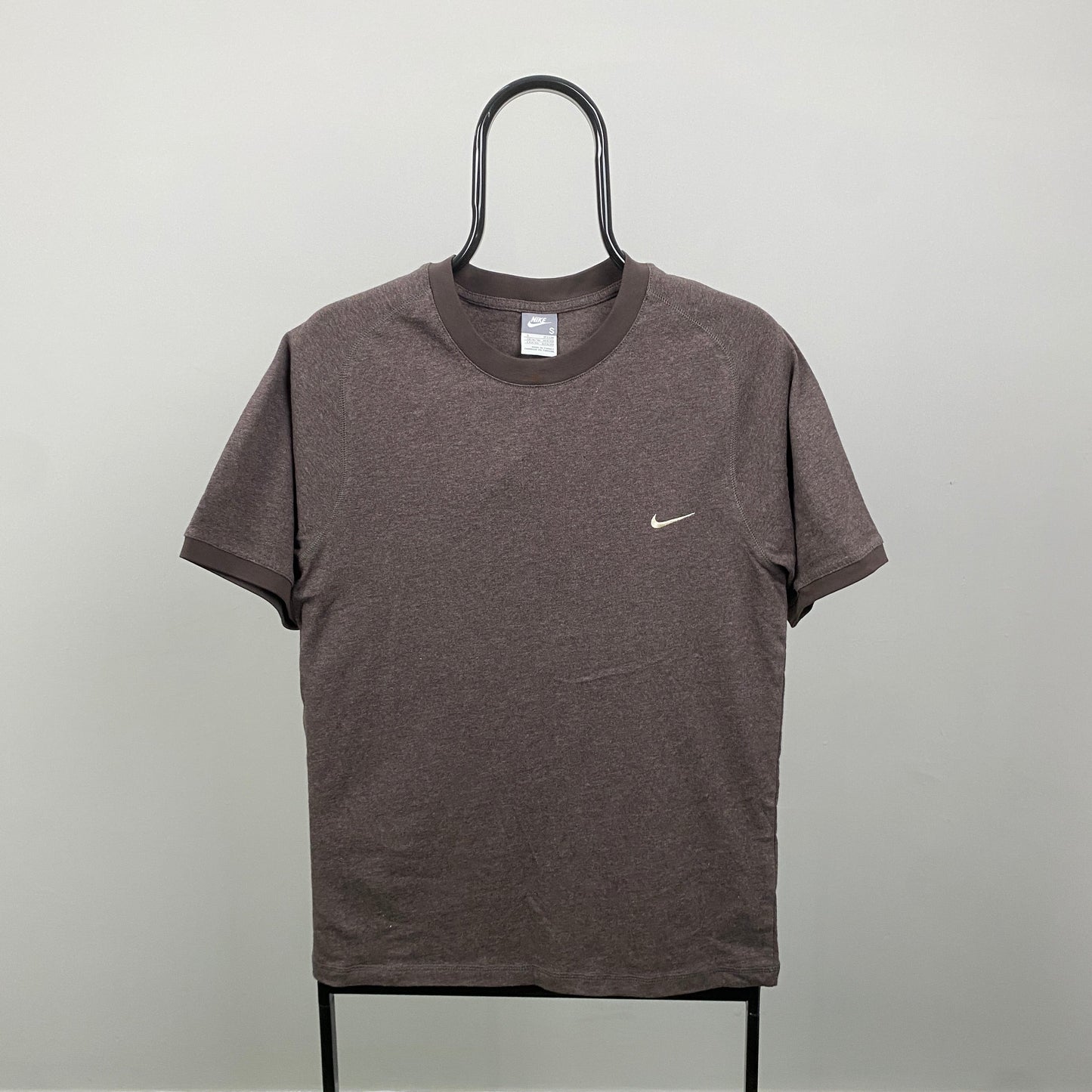00s Nike T-Shirt Brown Small
