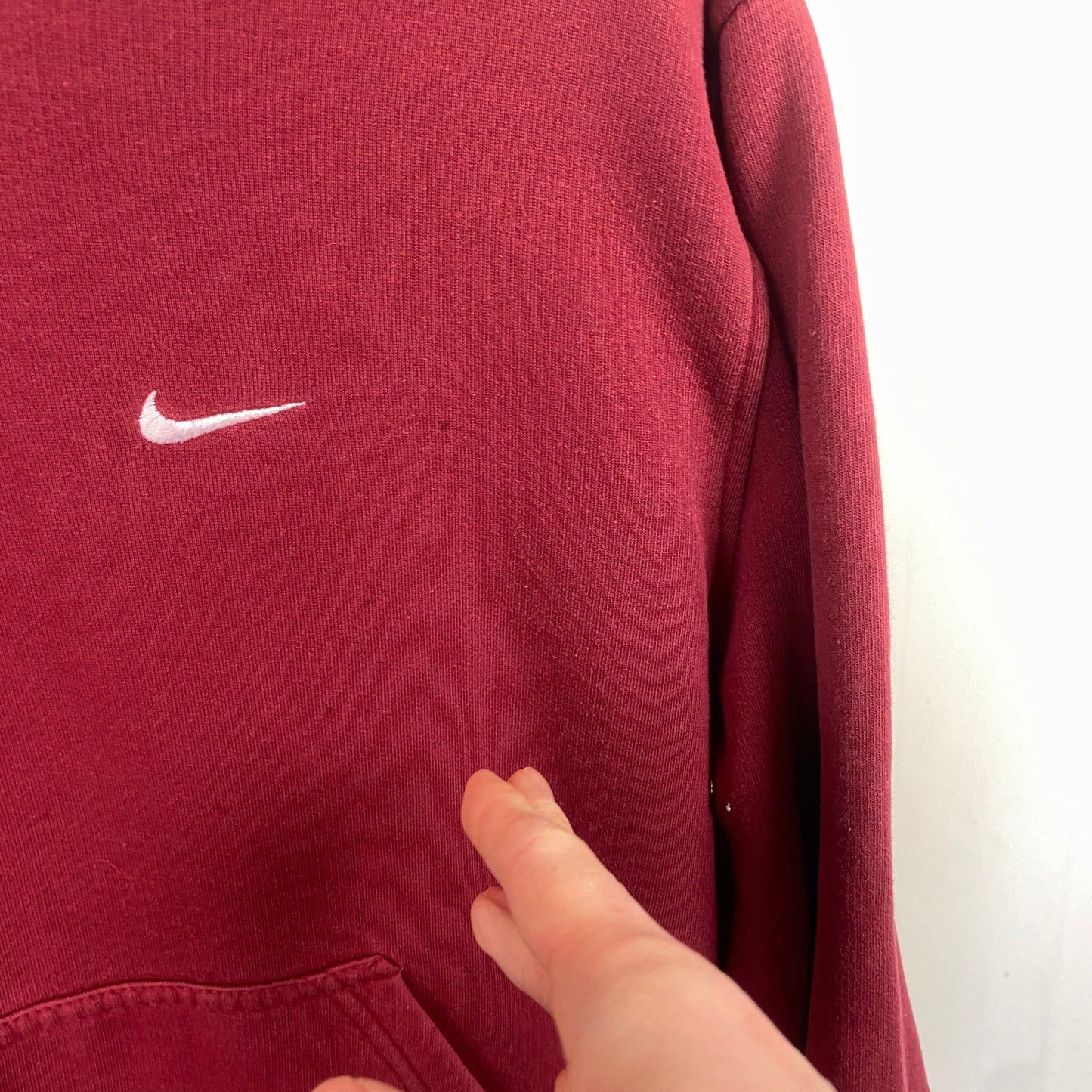 00s Nike Heavyweight Hoodie Red Medium