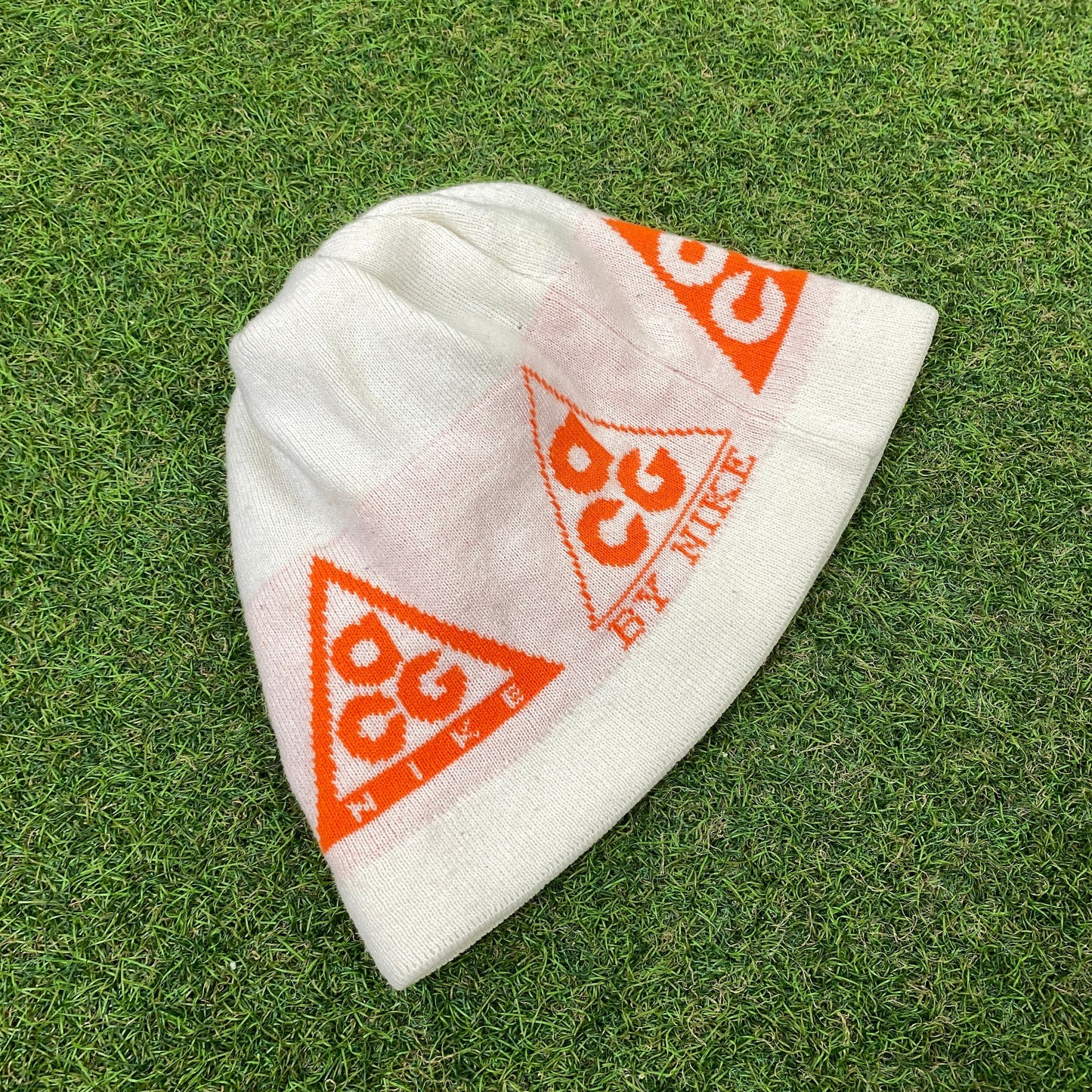 00s Nike ACG Beanie Hat White
