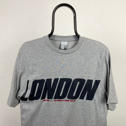 00s Niketown London T-Shirt Grey Small