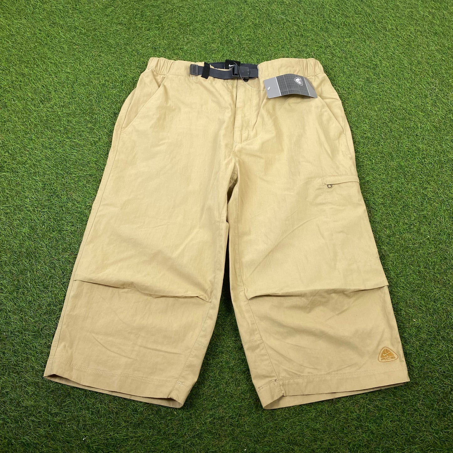 90s Nike ACG Belted Cargo Shorts Brown Large